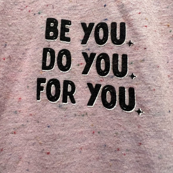 Cute tee - Picture 3 of 3